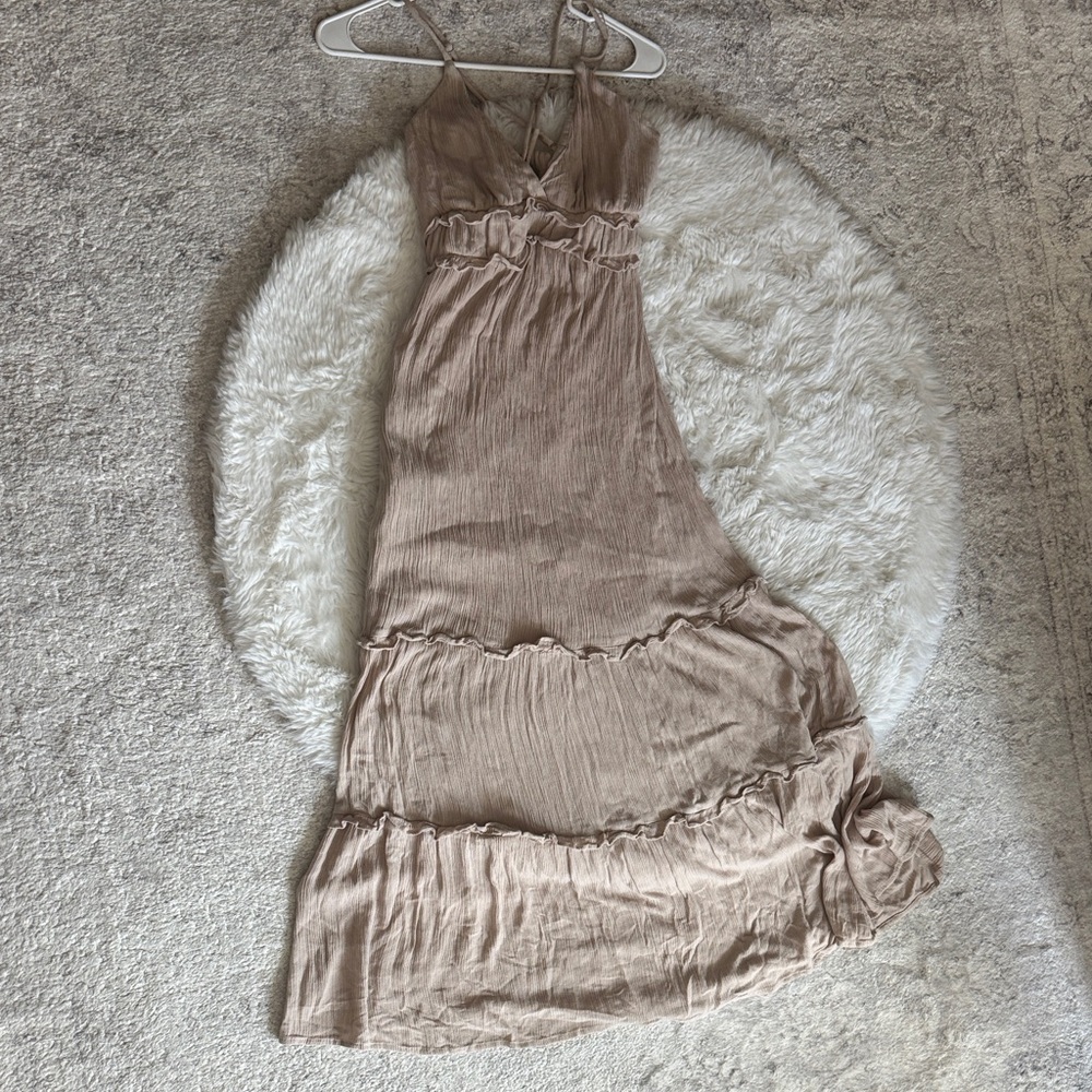 Chic Beige Maxi Dress